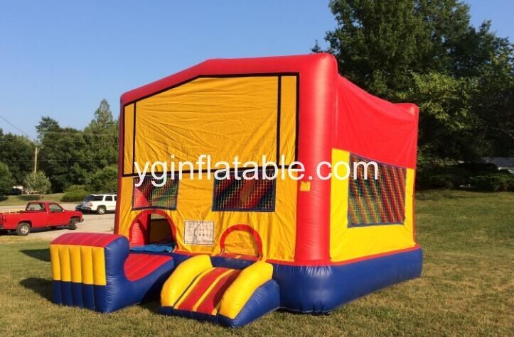 The thematic and funny inflatable bounce house The thematic and funny inflatable bounce house