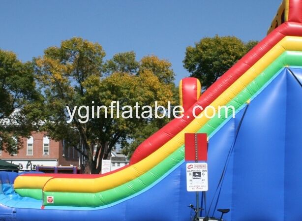 Do not set up inflatable slides when windy Do not set up inflatable slides when windy